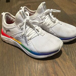 Size 4.5c Puma Soft Ride sneakers
